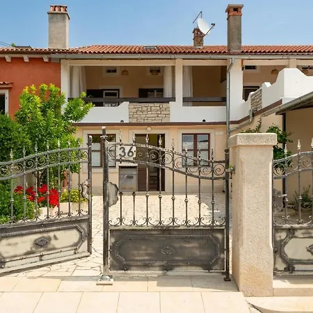 Casa Rosanna By Istrialux Βίλα Muntić