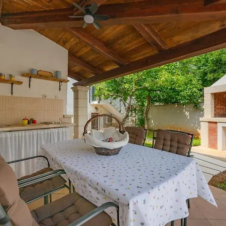 Casa Rosanna By Istrialux Βίλα Muntić